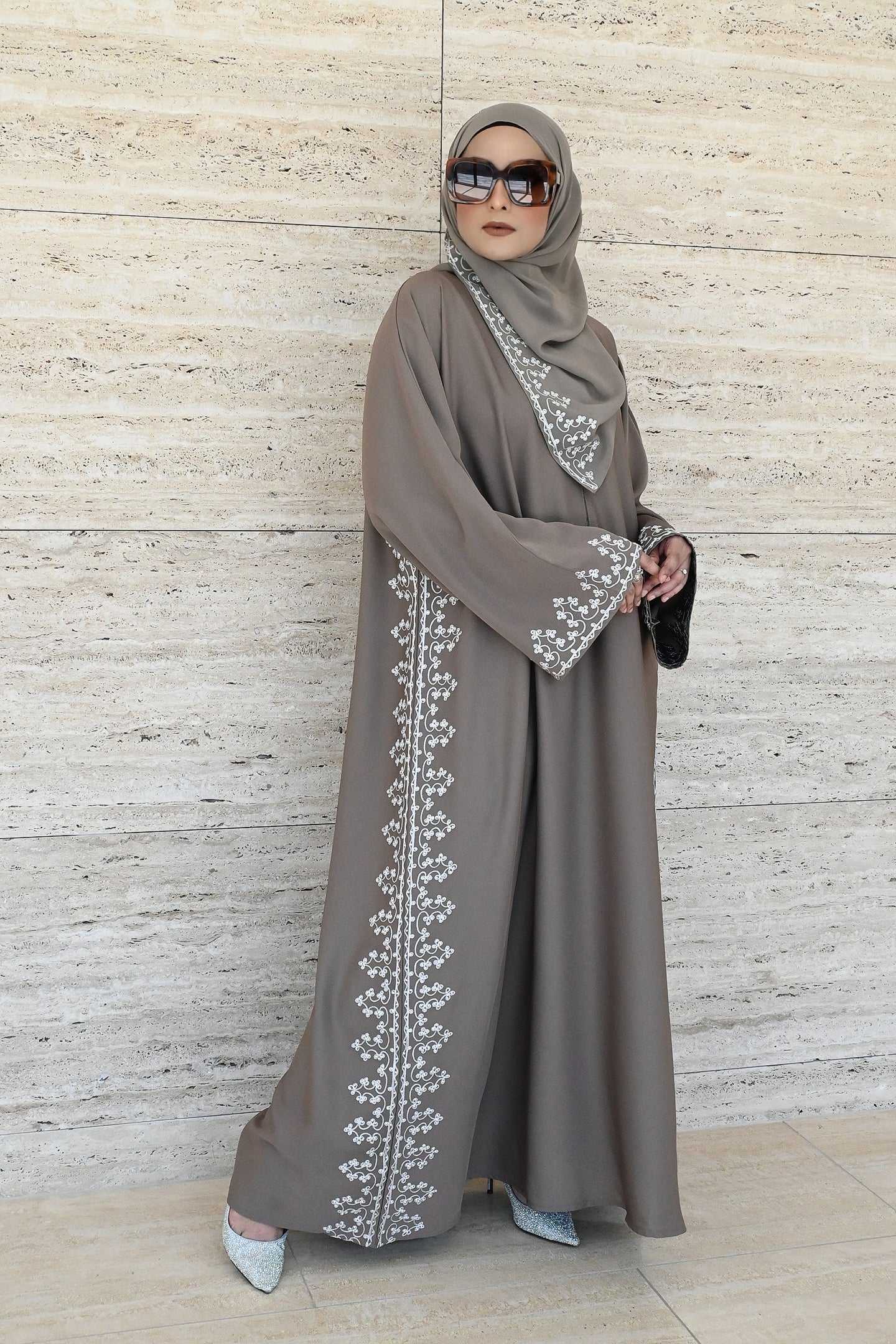 ABAYA ZAARA