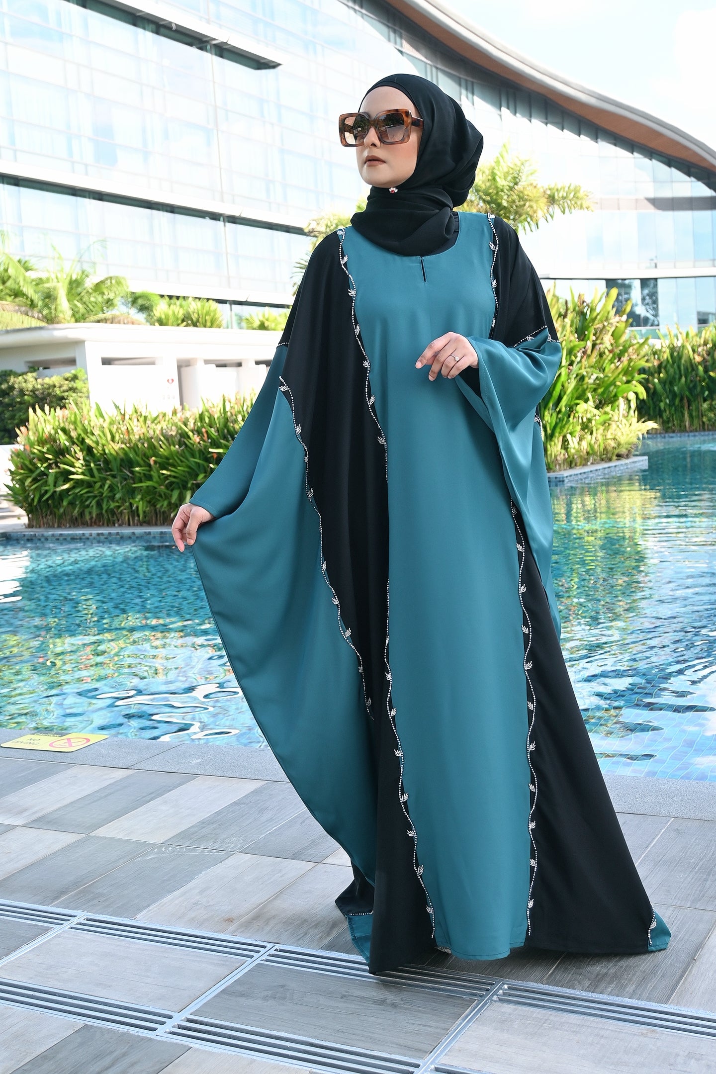 ABAYA YUKI