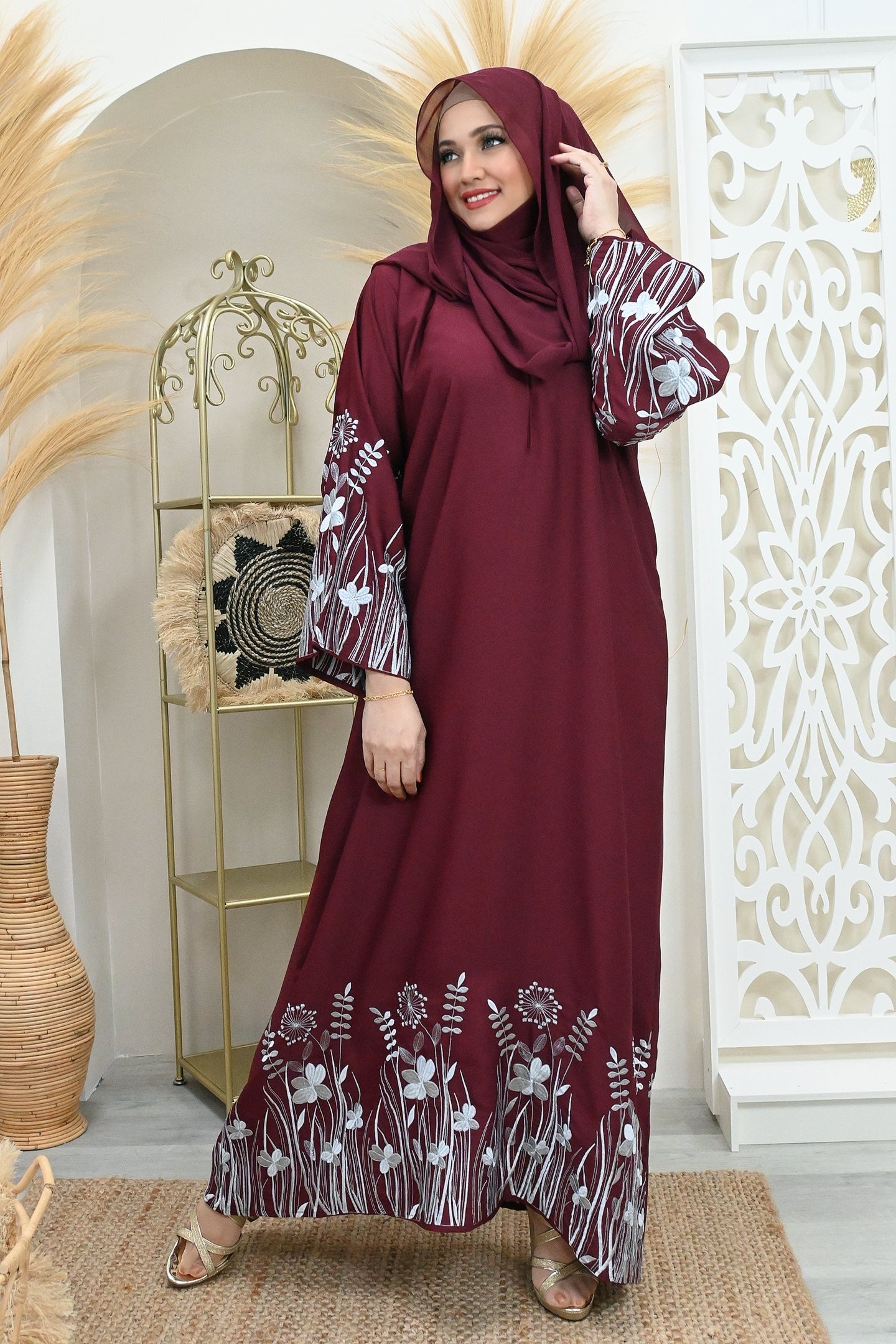 ABAYA HADIQA