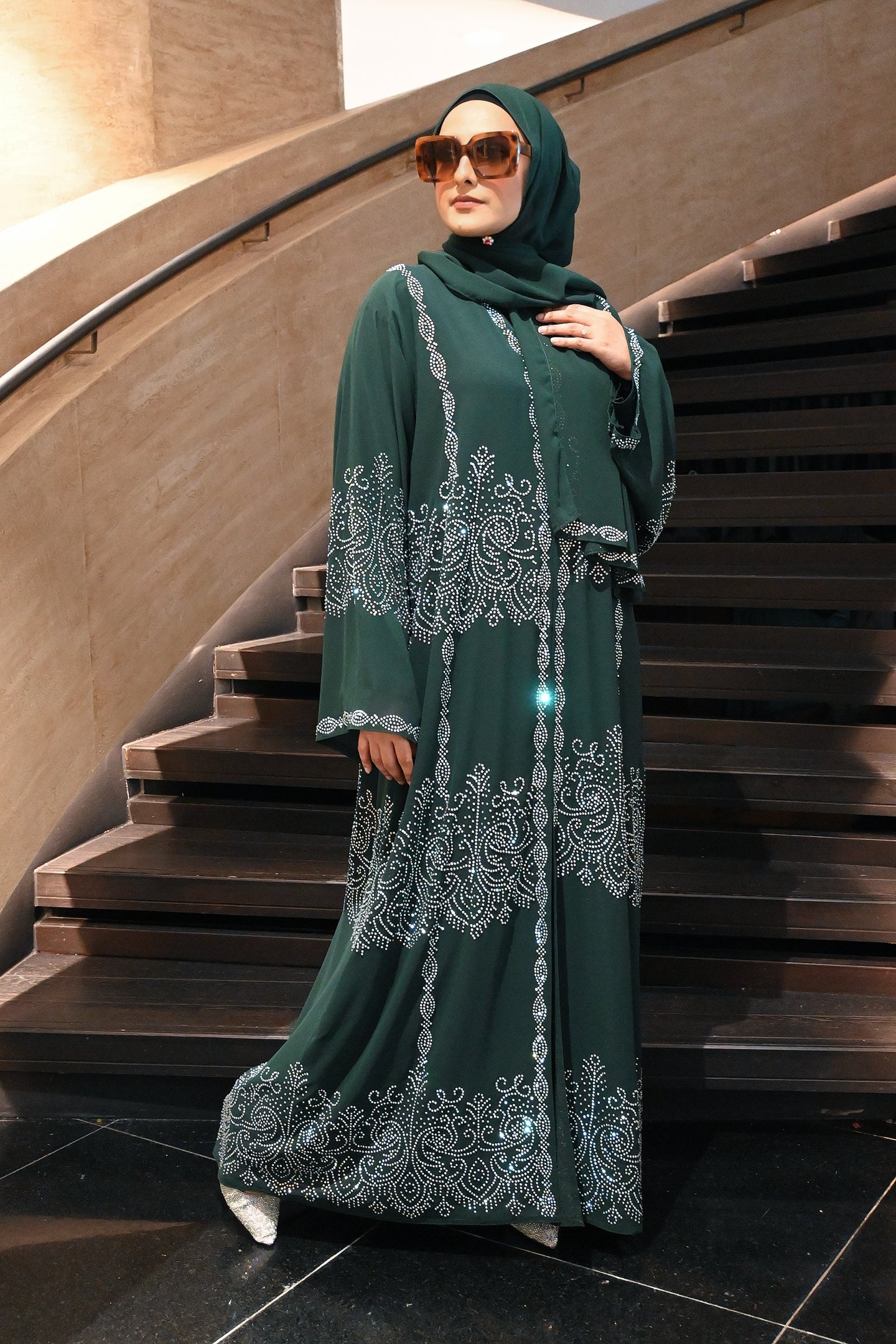 ABAYA ZAHRI