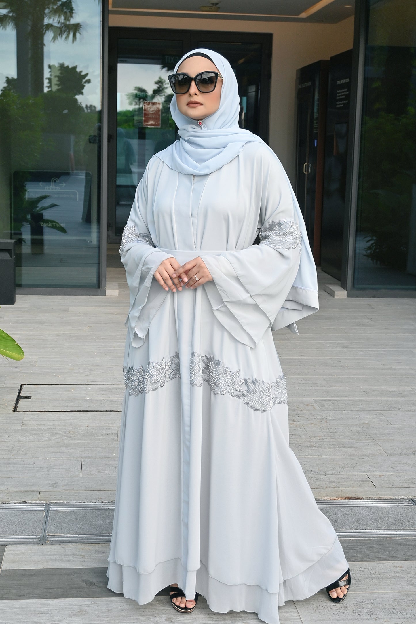 ABAYA MERULA