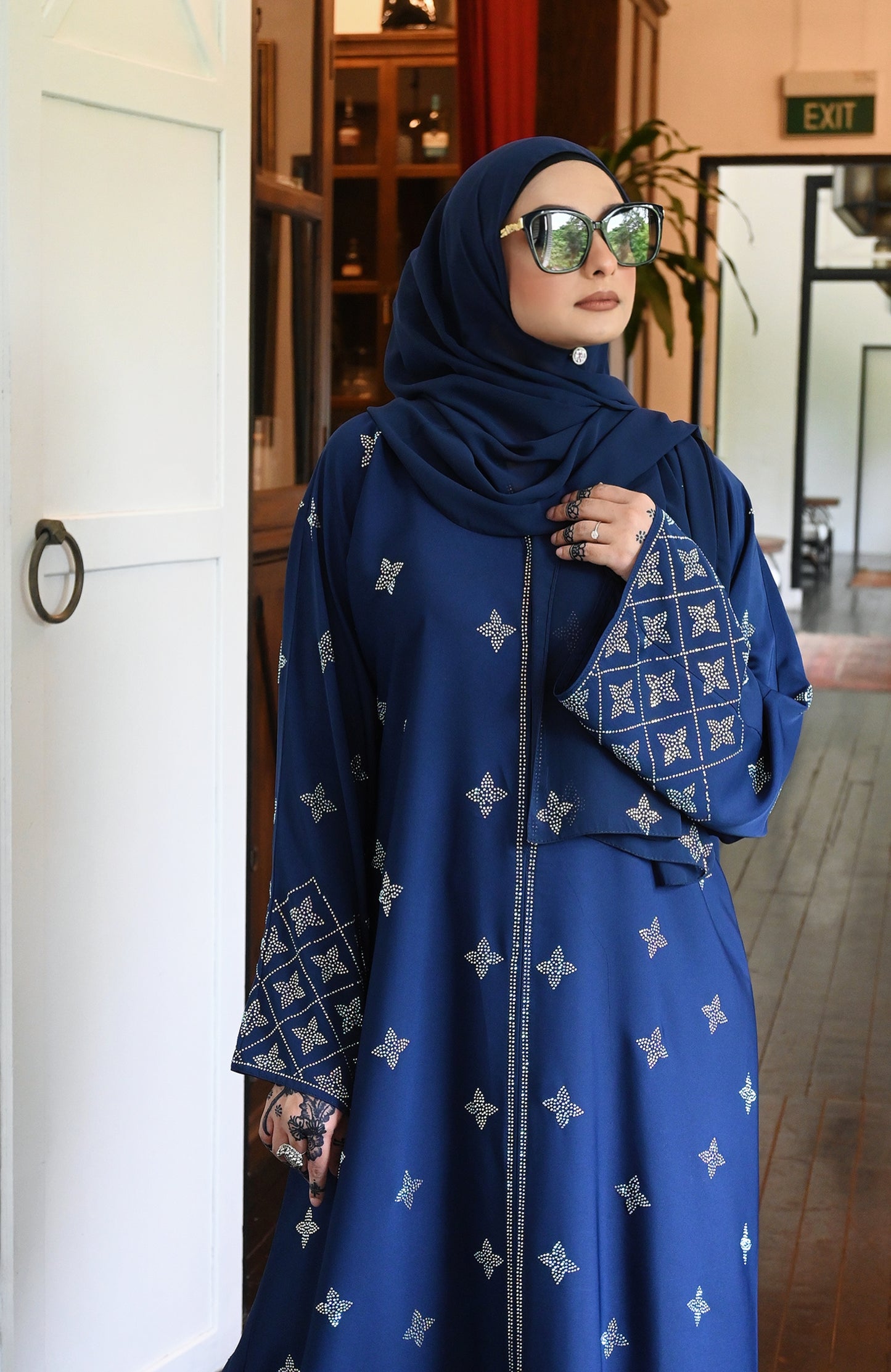 ABAYA STORAI