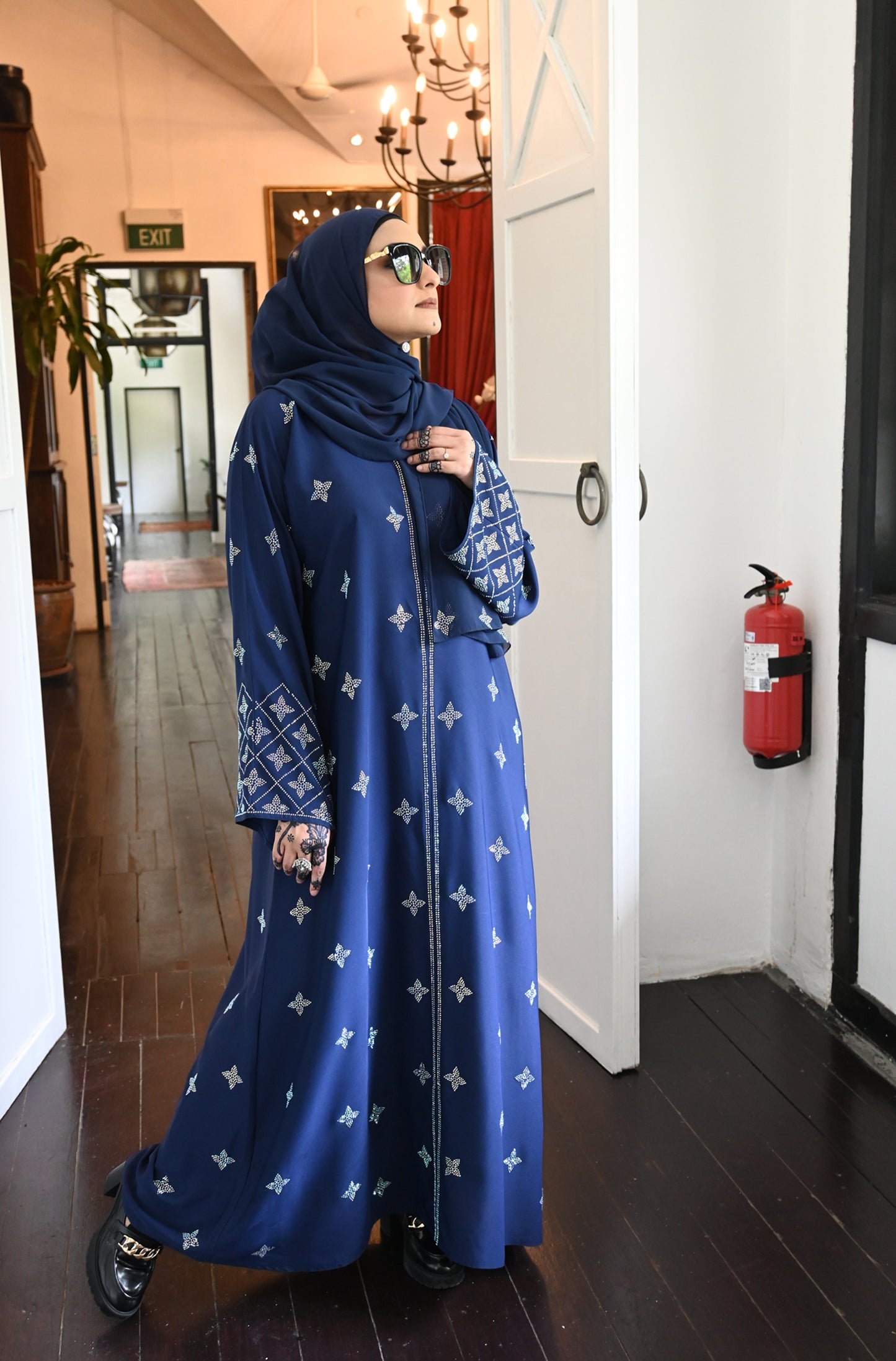 ABAYA STORAI