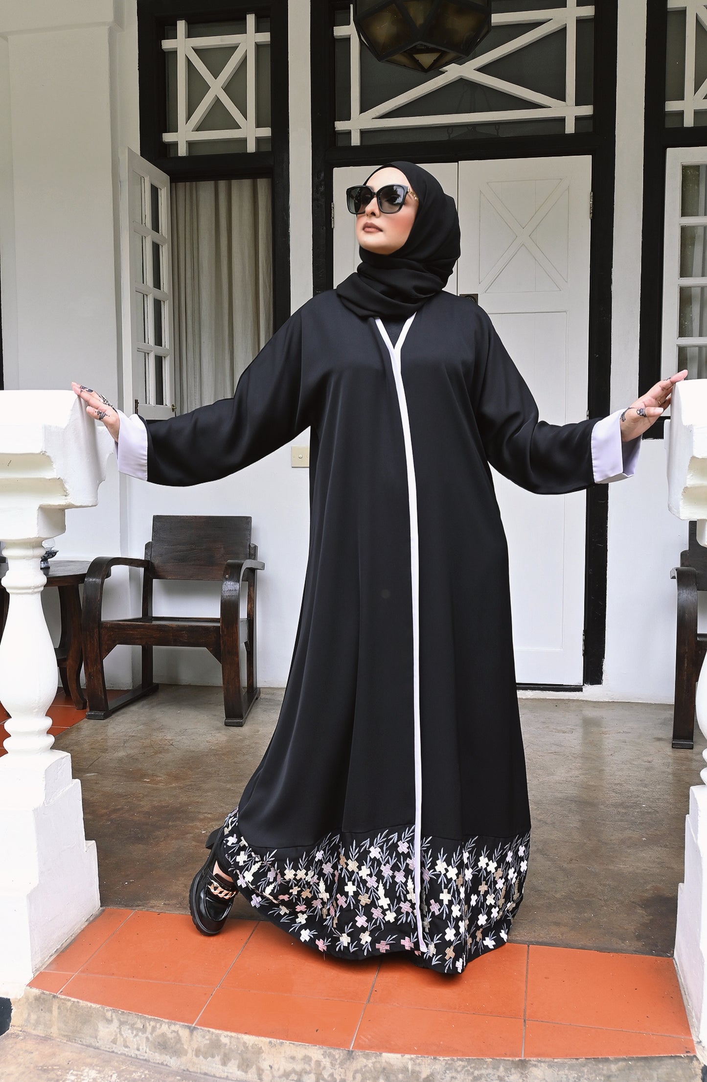 ABAYA BLOSSOM