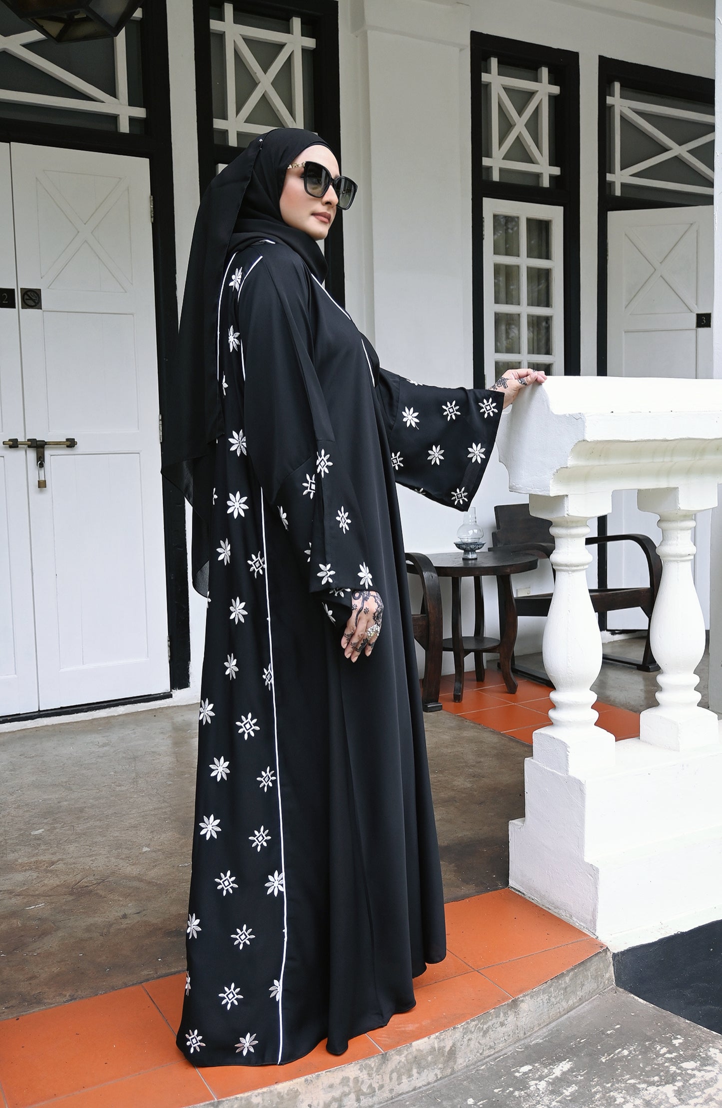 ABAYA UZMA