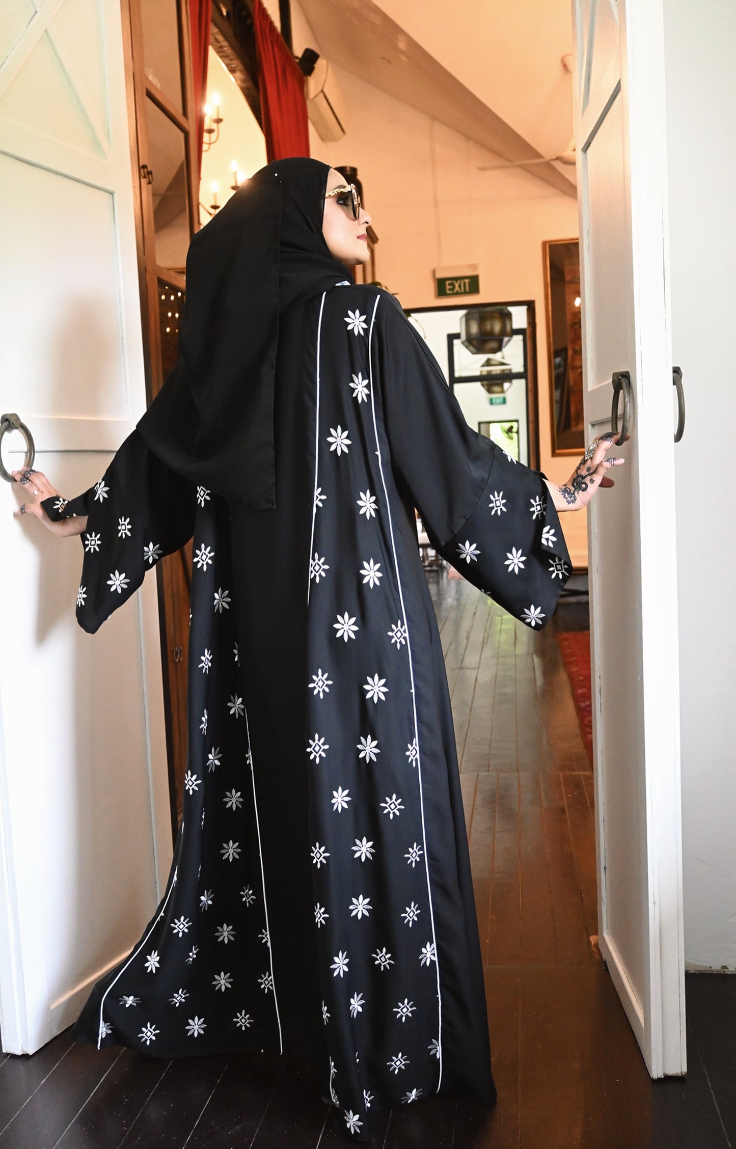 ABAYA UZMA