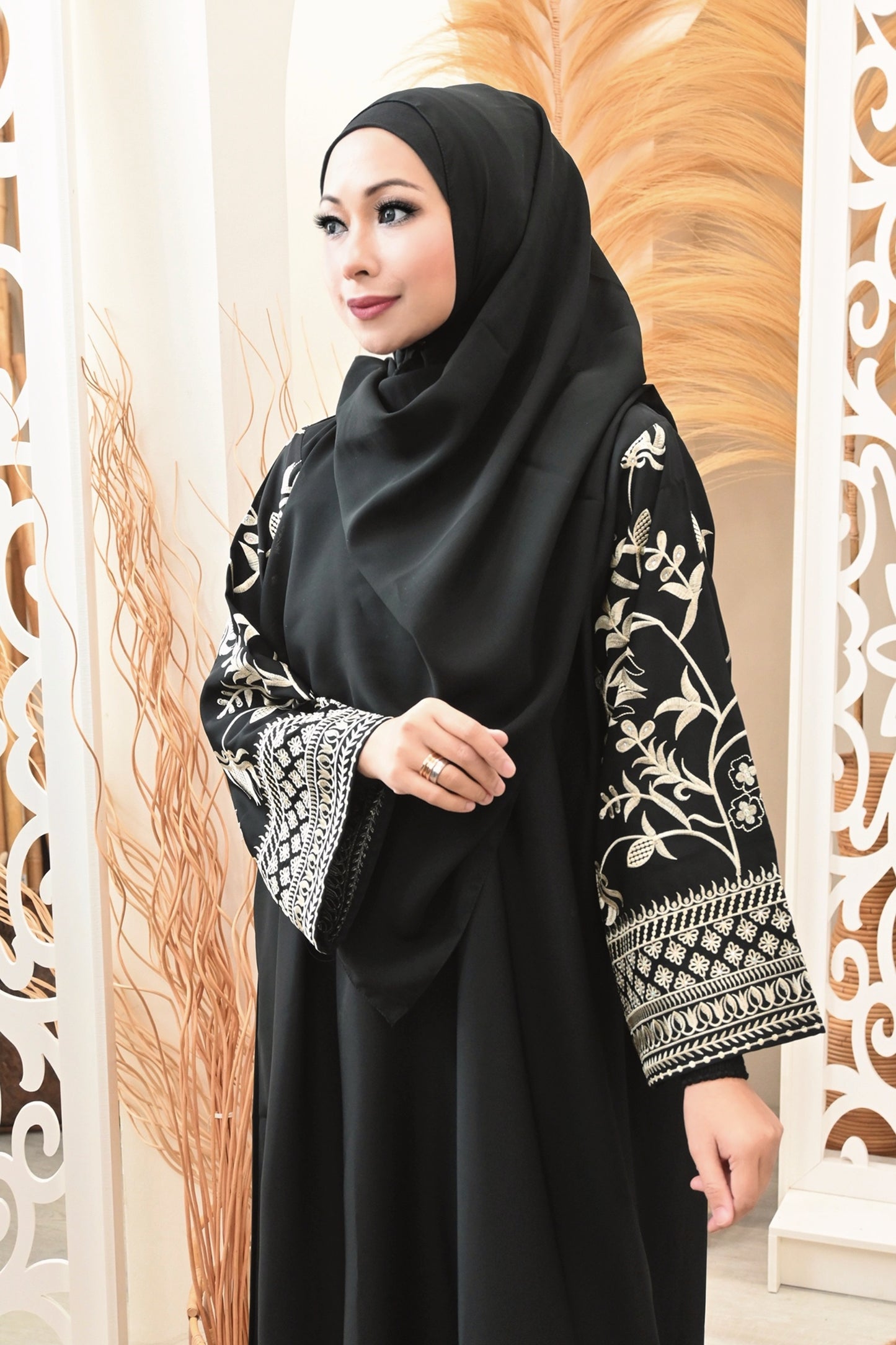 ABAYA VETRA