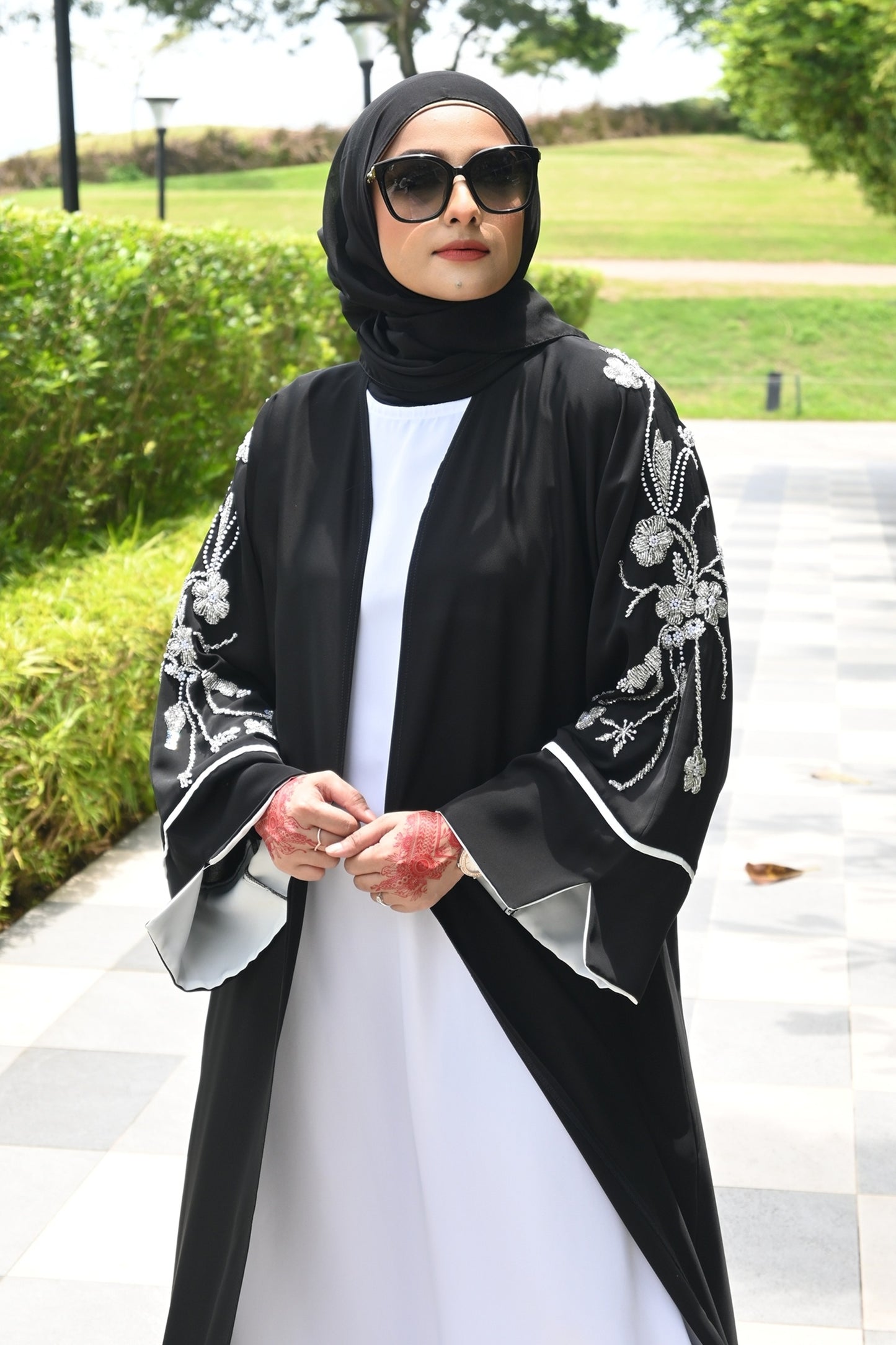 ABAYA ZEENAT