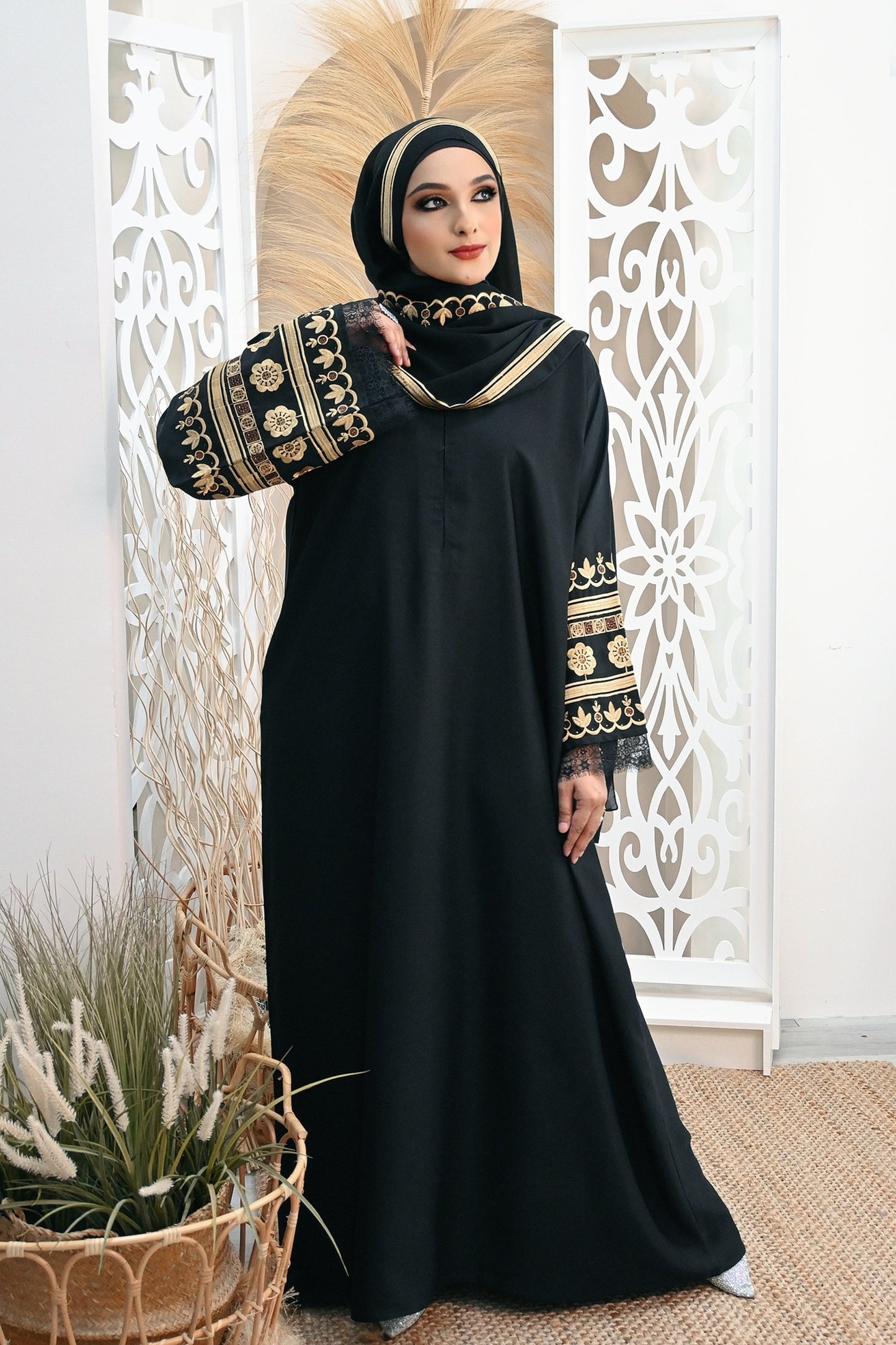 ABAYA ESAH