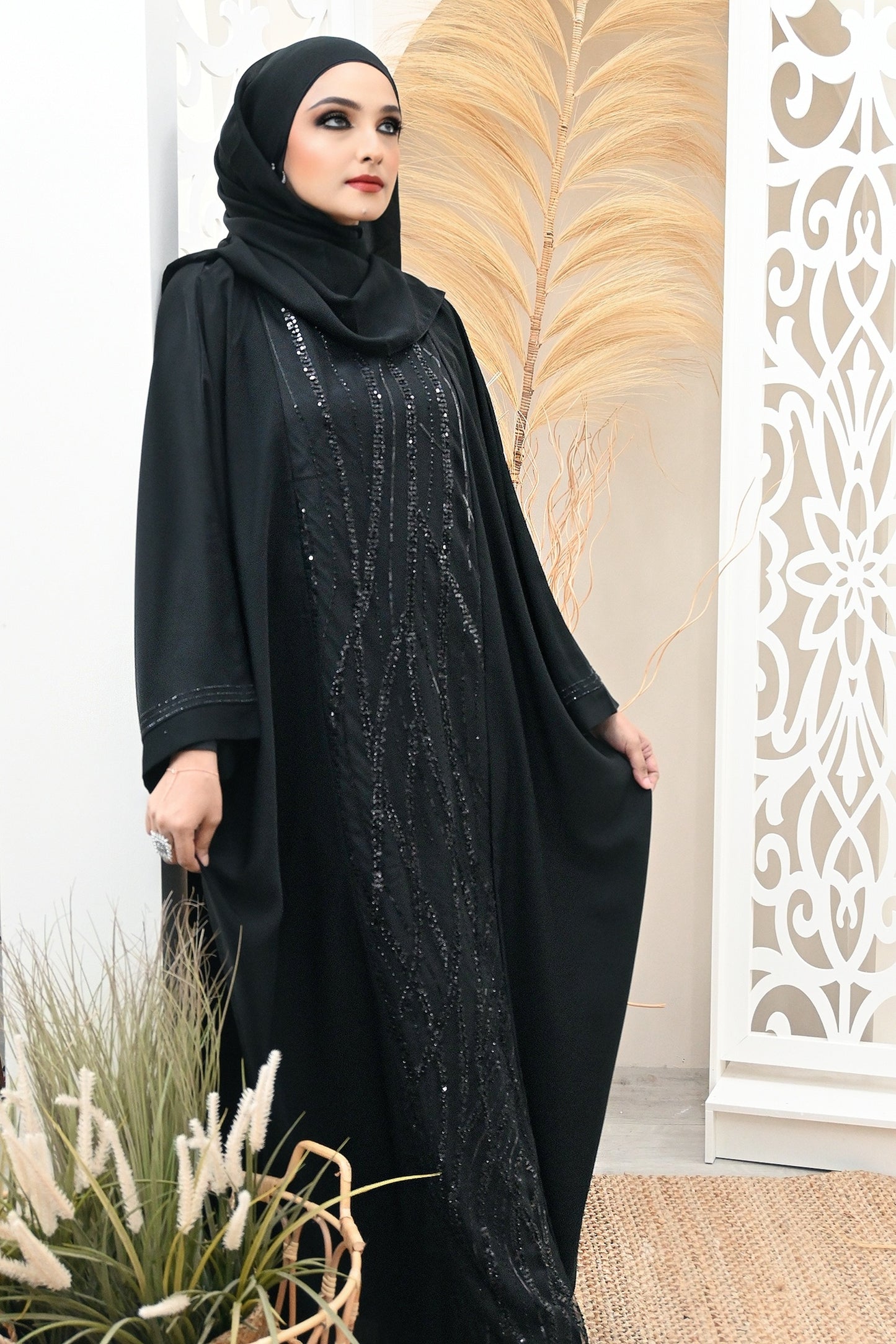 ABAYA NADEENA