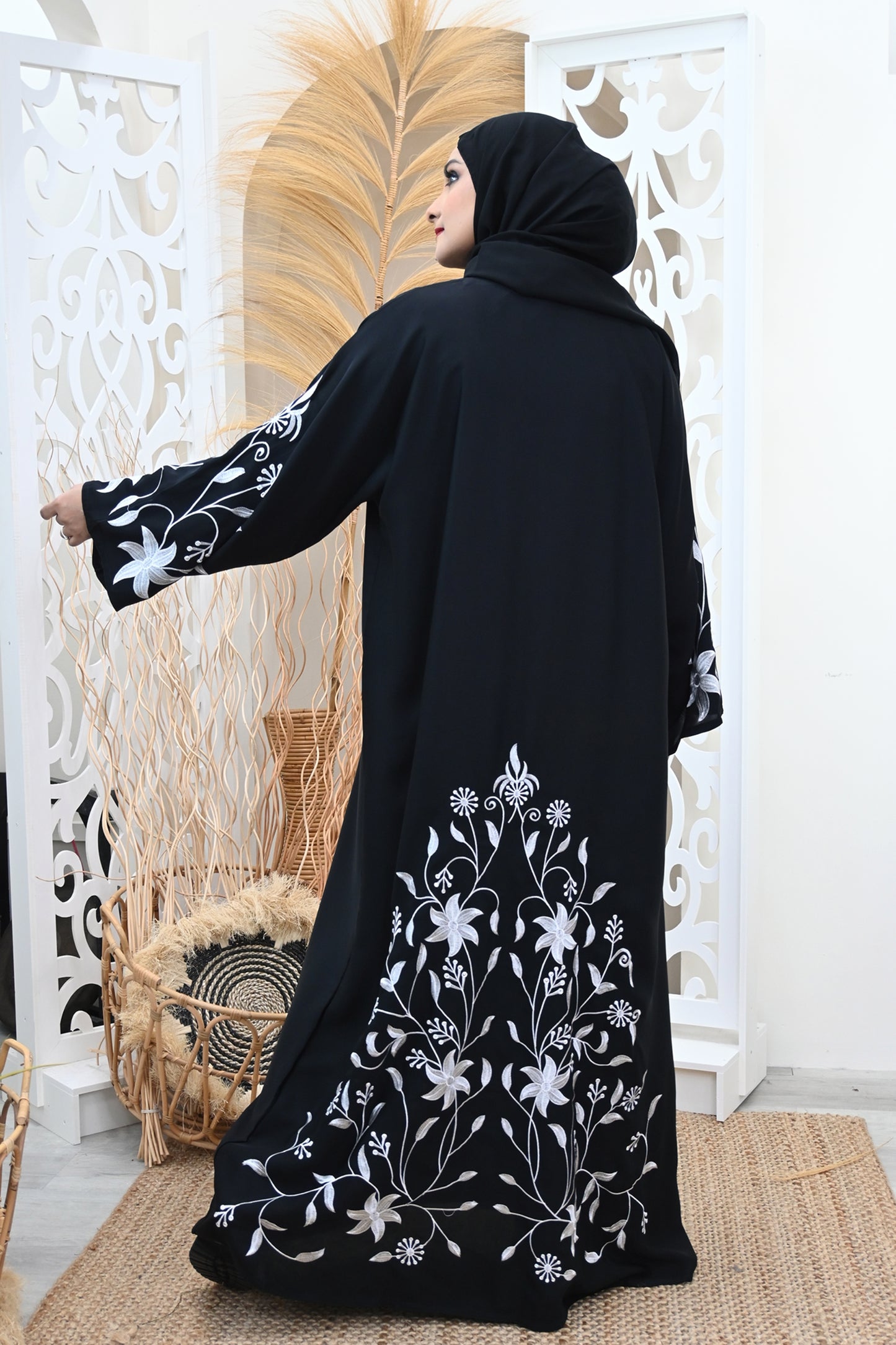 ABAYA VERONICA