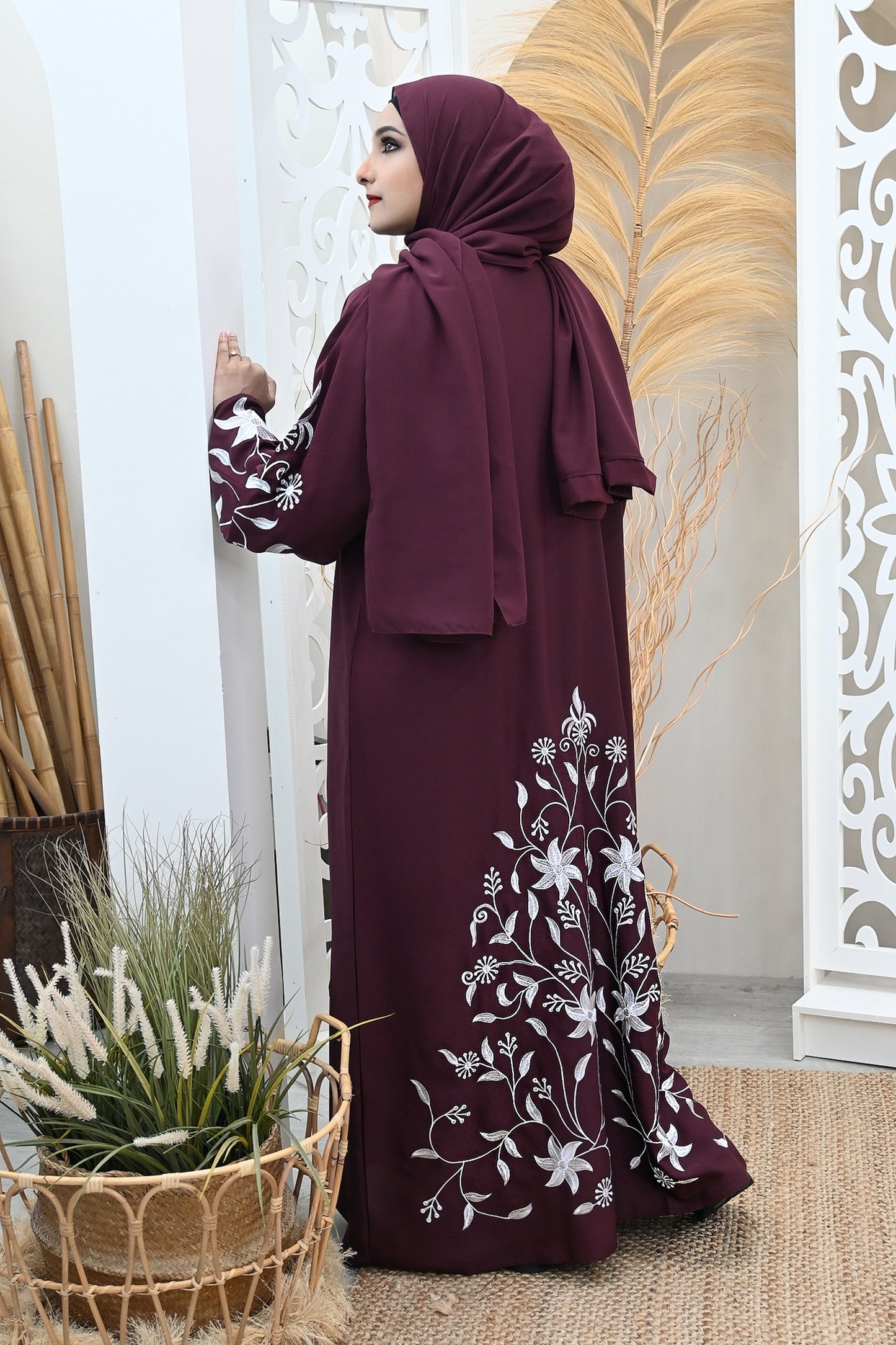 ABAYA VERONICA