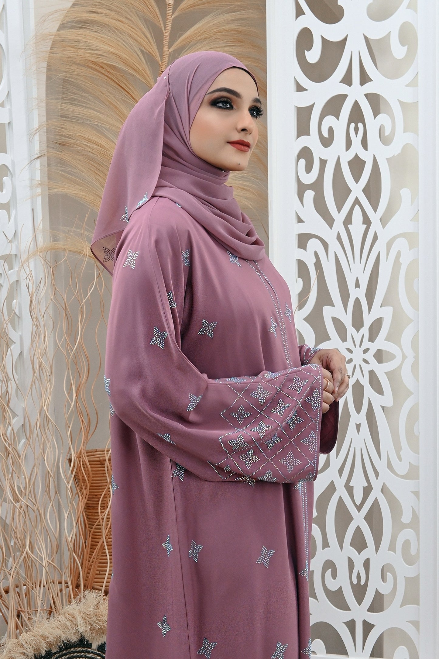 ABAYA STORAI