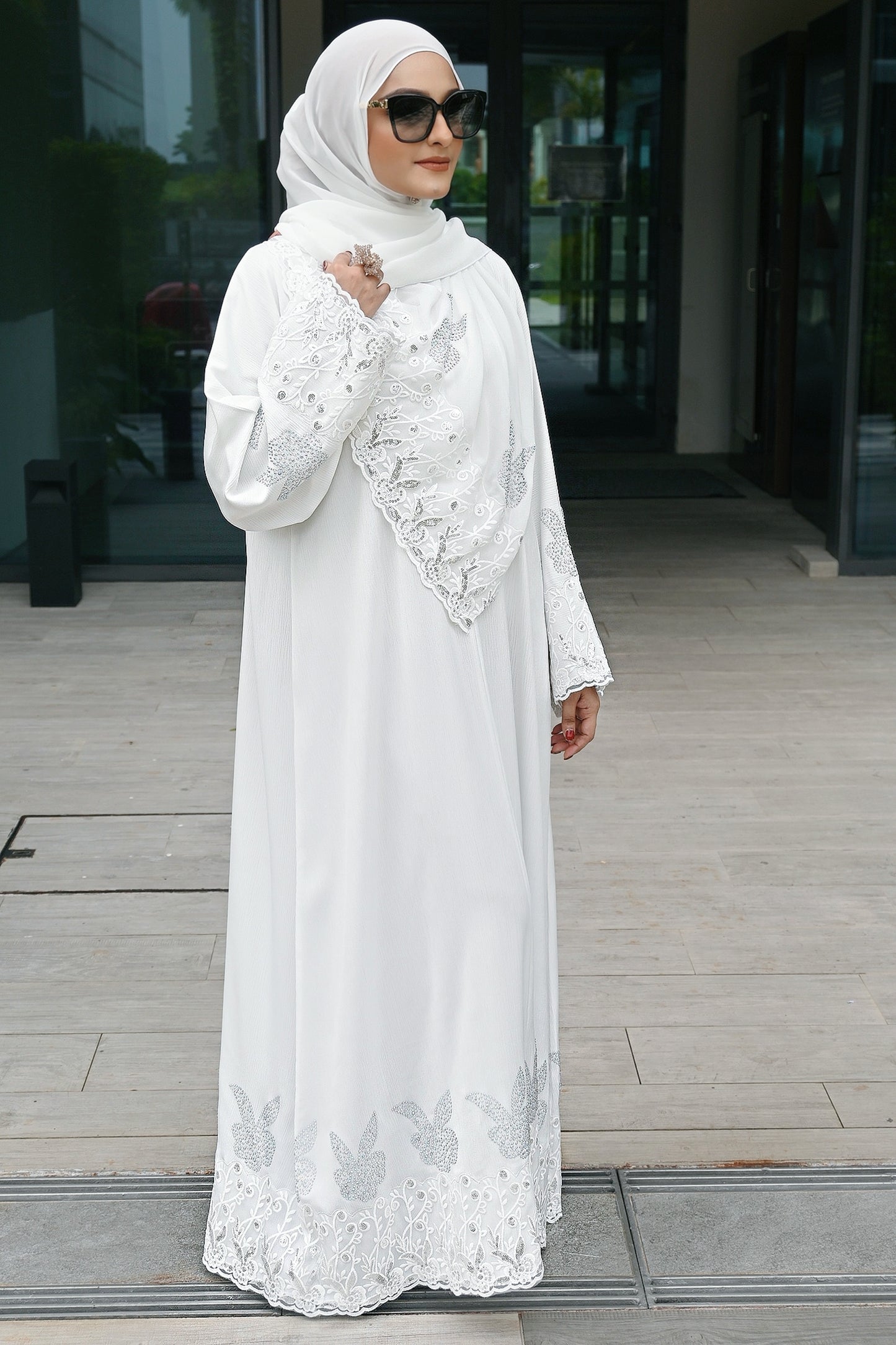 ABAYA LILIT