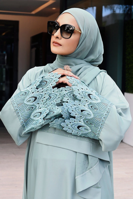 ABAYA TASNEEM