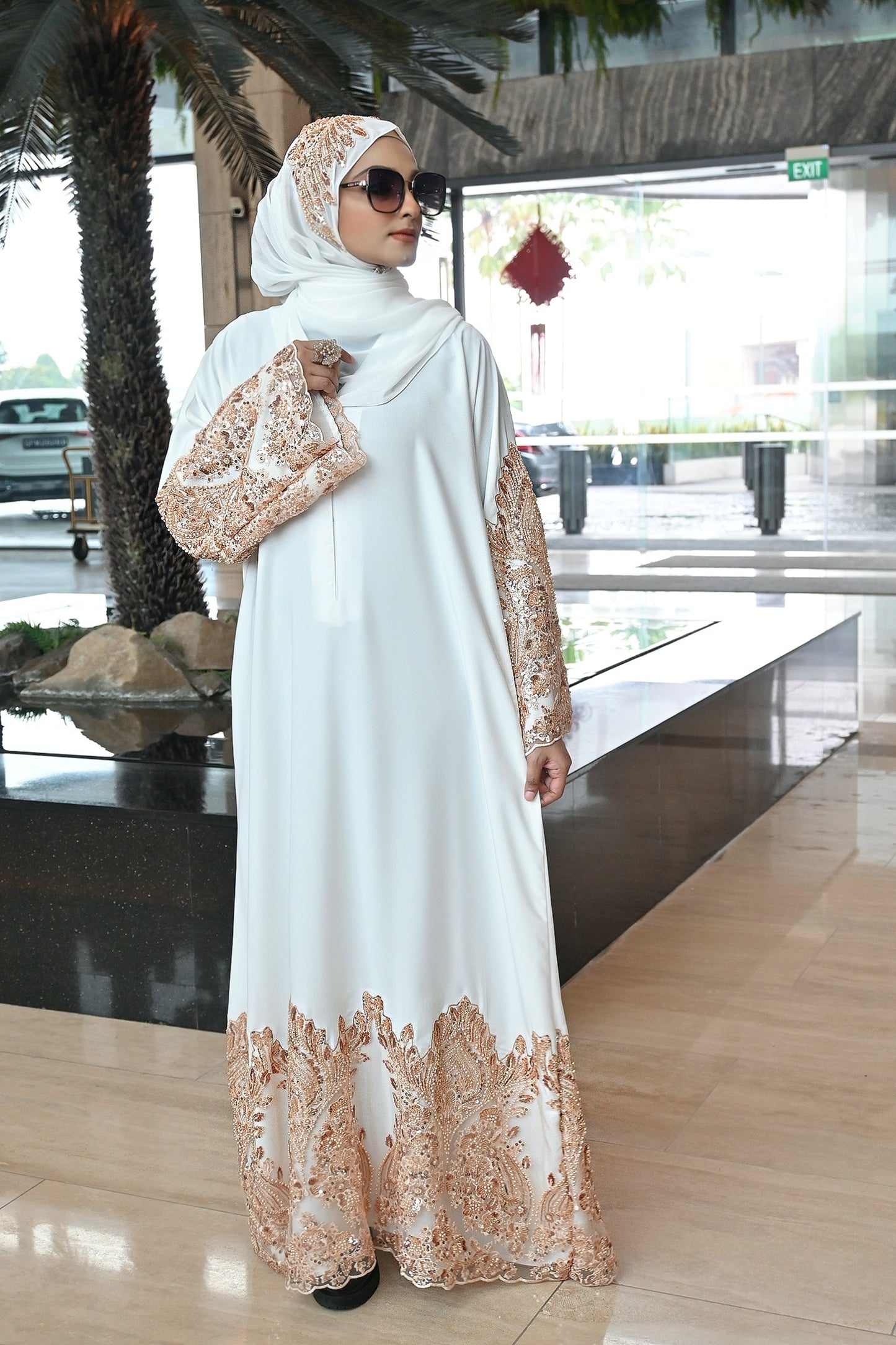 ABAYA NADREEN