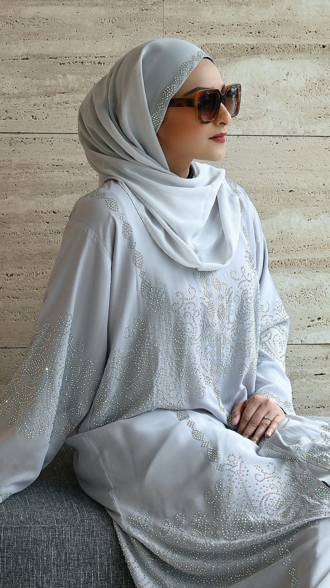 ABAYA ZAHRI