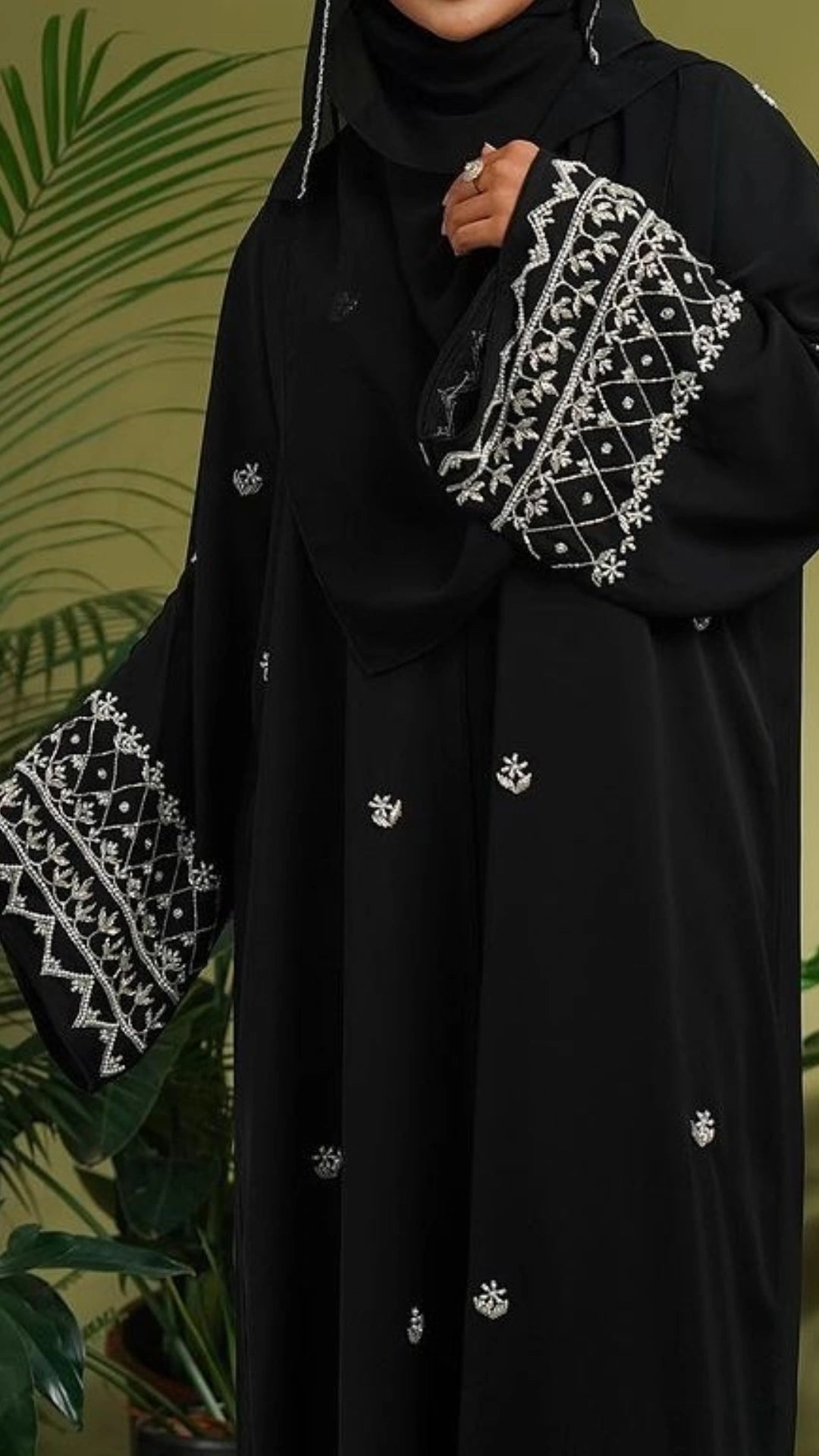 ABAYA NAHLA