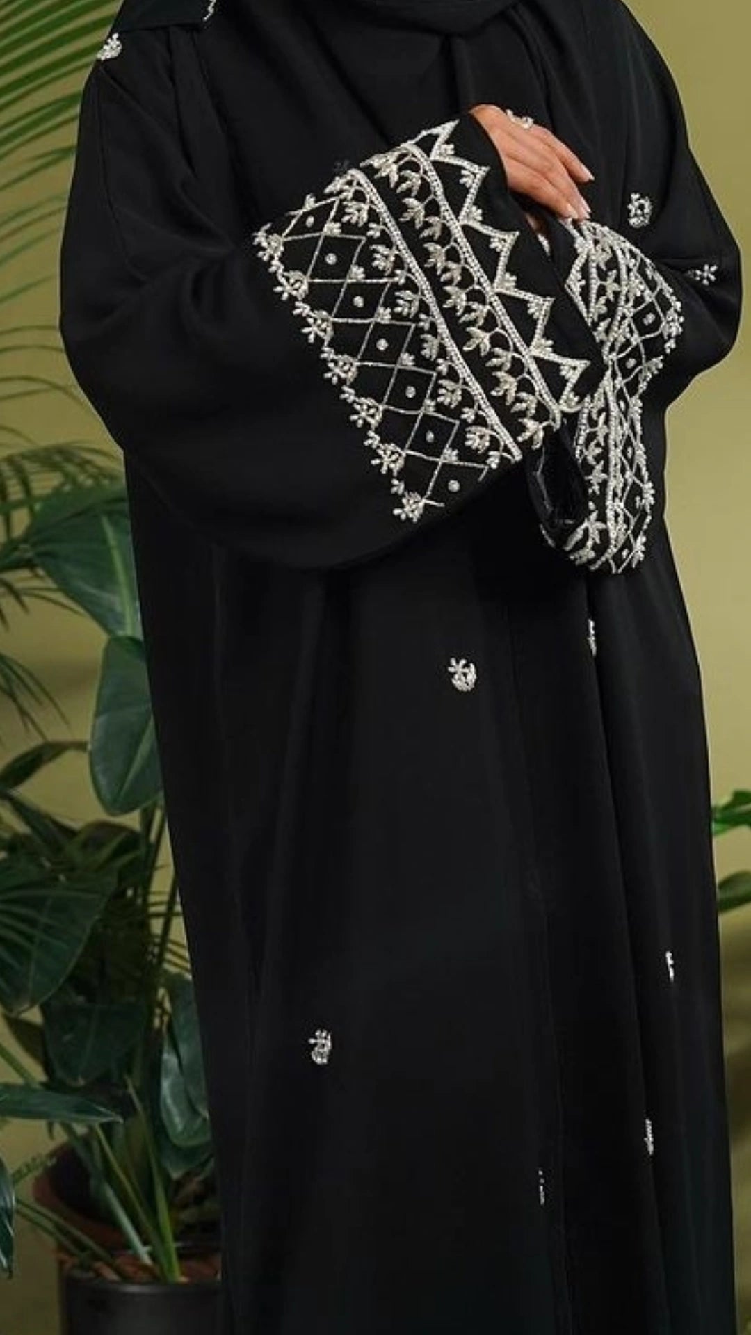 ABAYA NAHLA