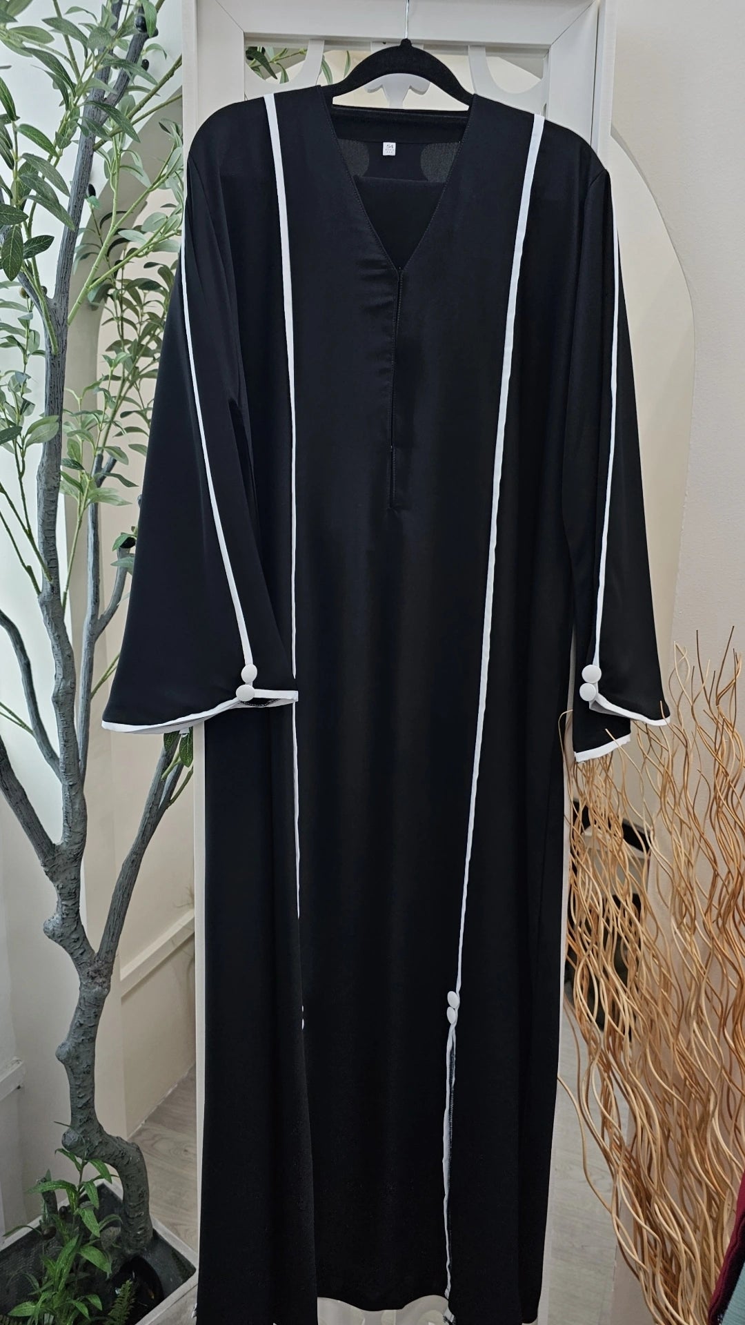 ABAYA VALENA