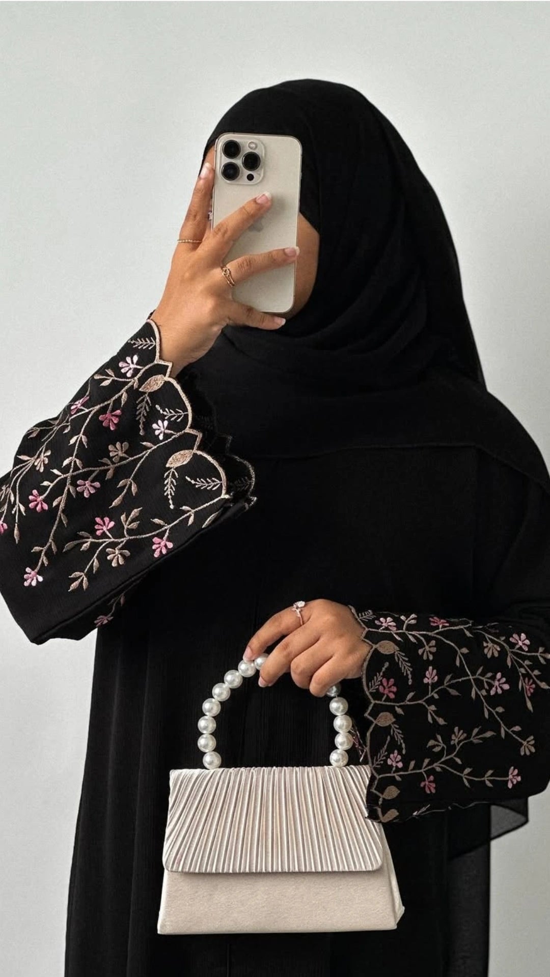 ABAYA ZOHRA